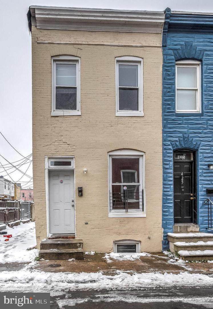 427 Bradford Street - Photo 1