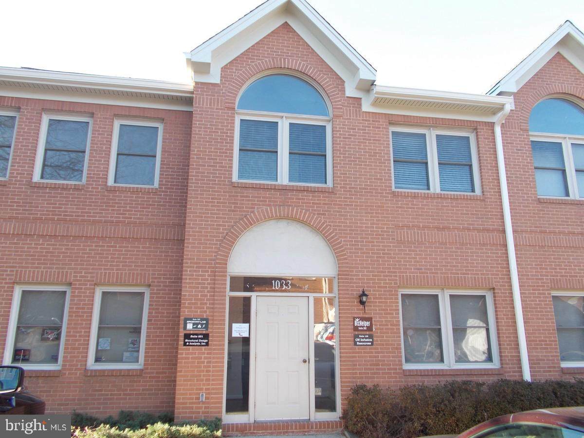 1033 Sterling Road - Photo 1