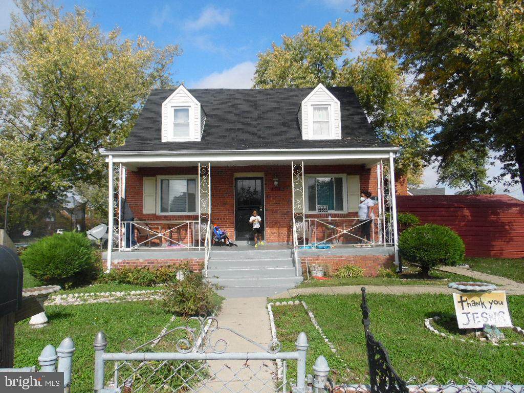 2807 Millvale Avenue - Photo 1