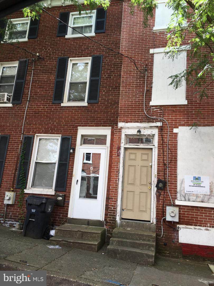 616 7TH Street - Photo 1