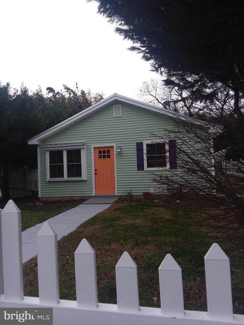 716 Jackson Street - Photo 1