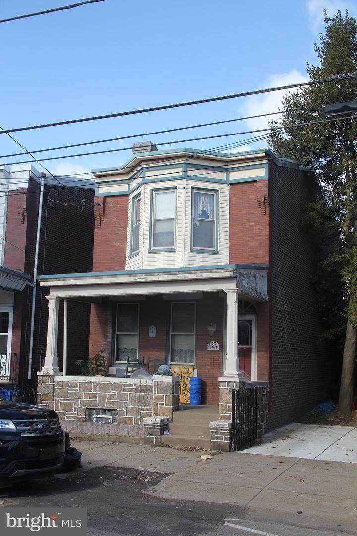 4464 Thompson Street - Photo 1