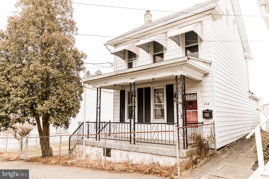 214 East Street - Photo 1
