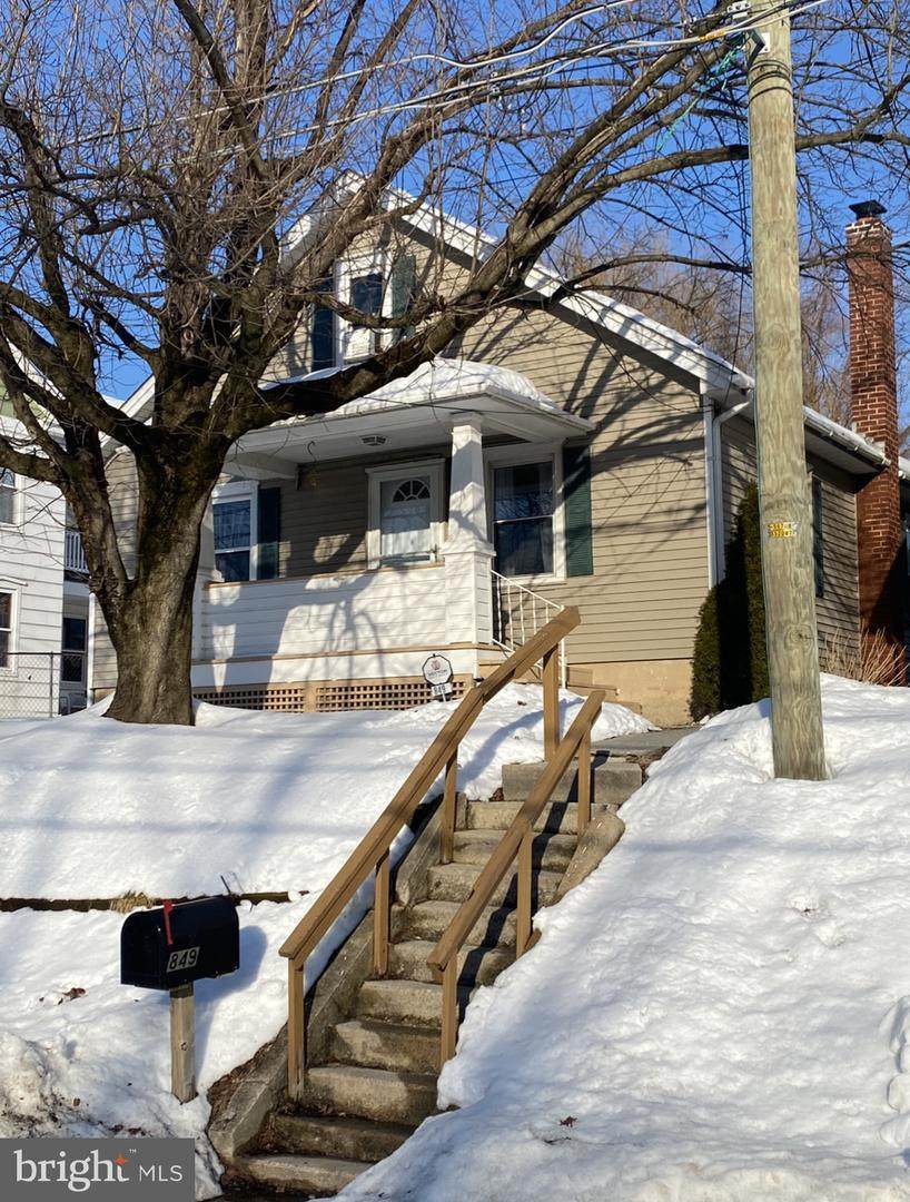 849 Washington Street - Photo 1