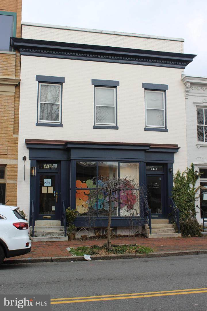 1217 King Street - Photo 1