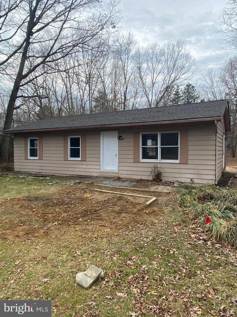 93 Ely Avenue - Photo 1