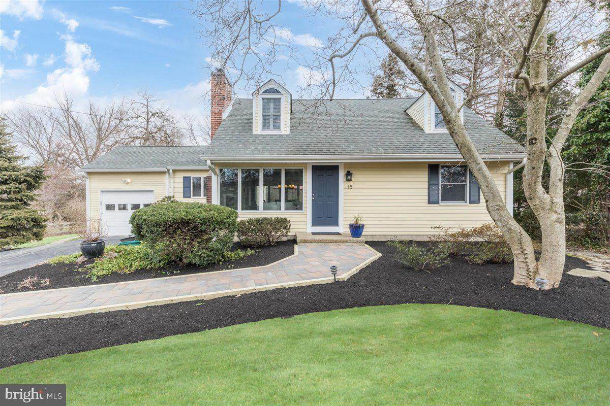 15 Snowden Lane - Photo 1