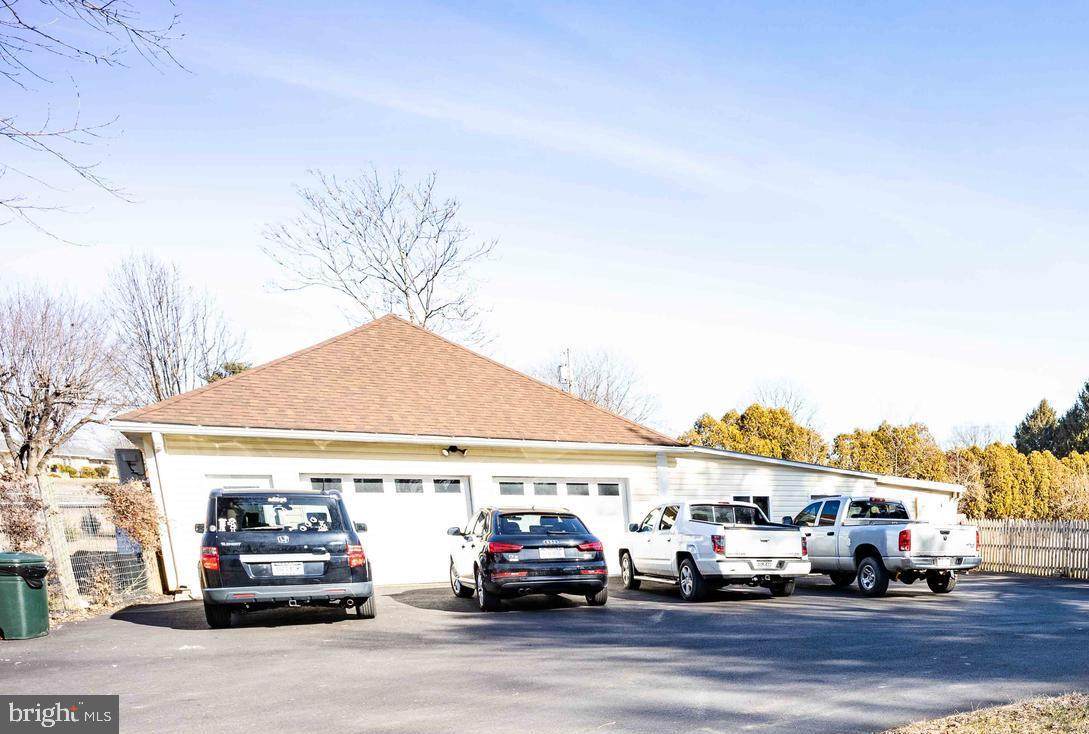 40 Collins Drive - Photo 1