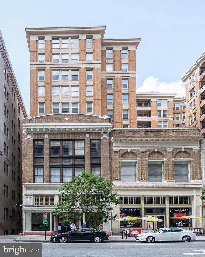 915 E Street - Photo 1