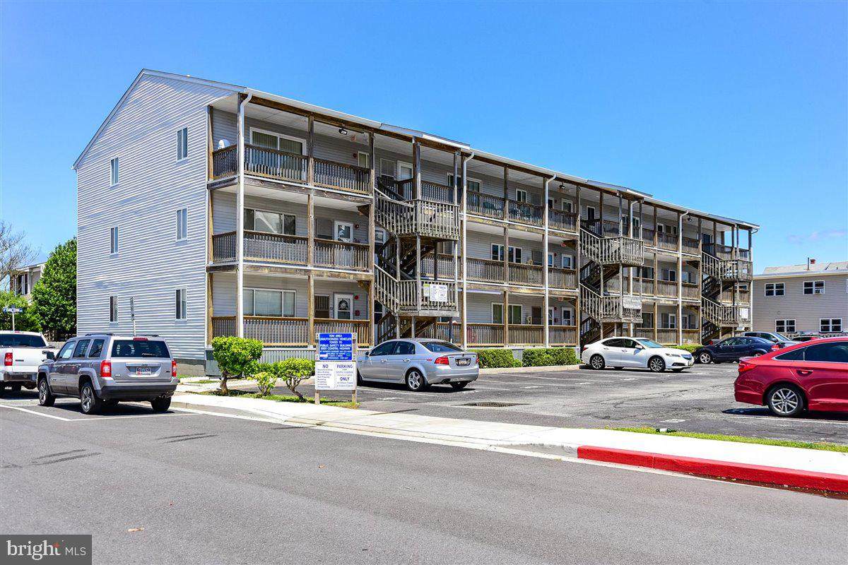901 Philadelphia Avenue - Photo 1