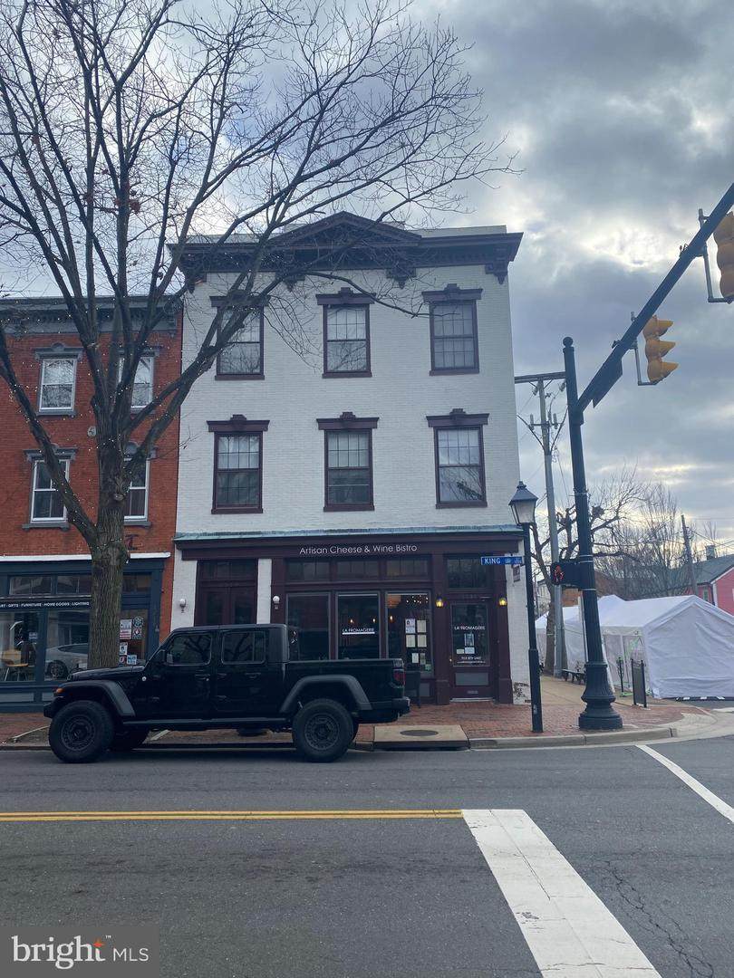 1220 King Street - Photo 1