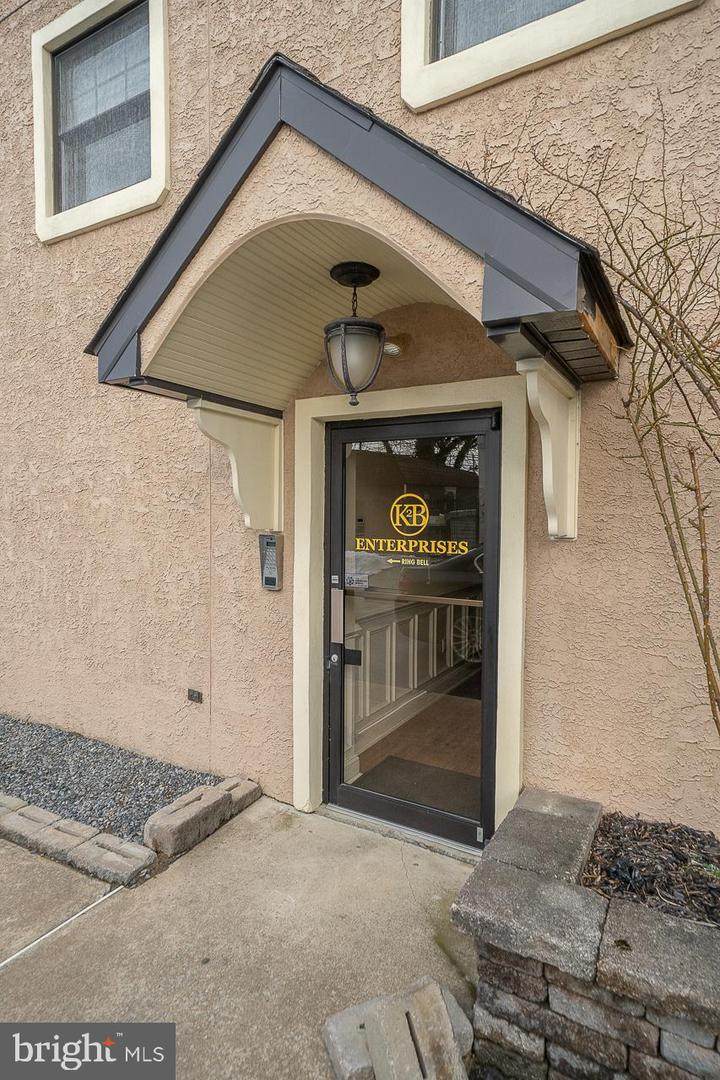 2350 Warren Avenue - Photo 1