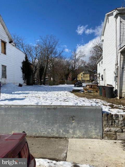 521 Cameron Street - Photo 1