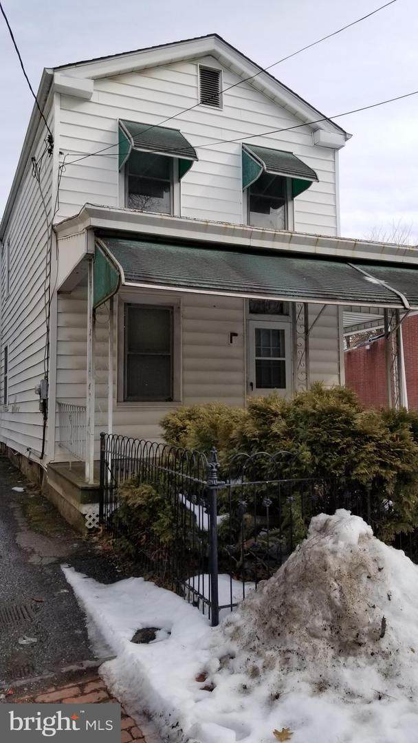 514 Centre Street - Photo 1