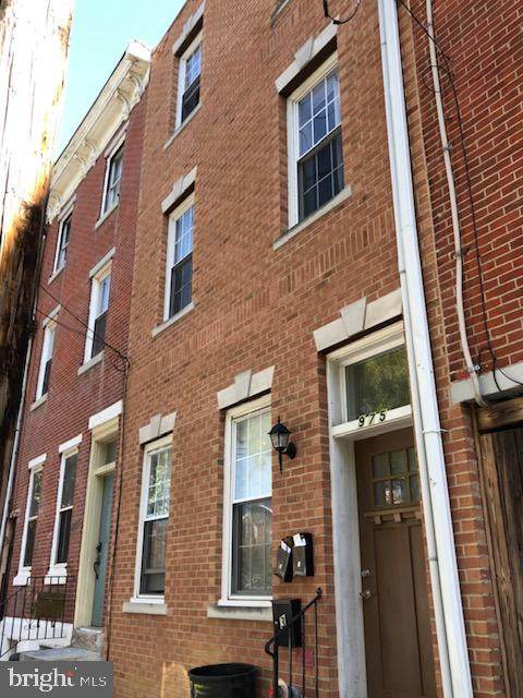 975 6TH Street - Photo 1