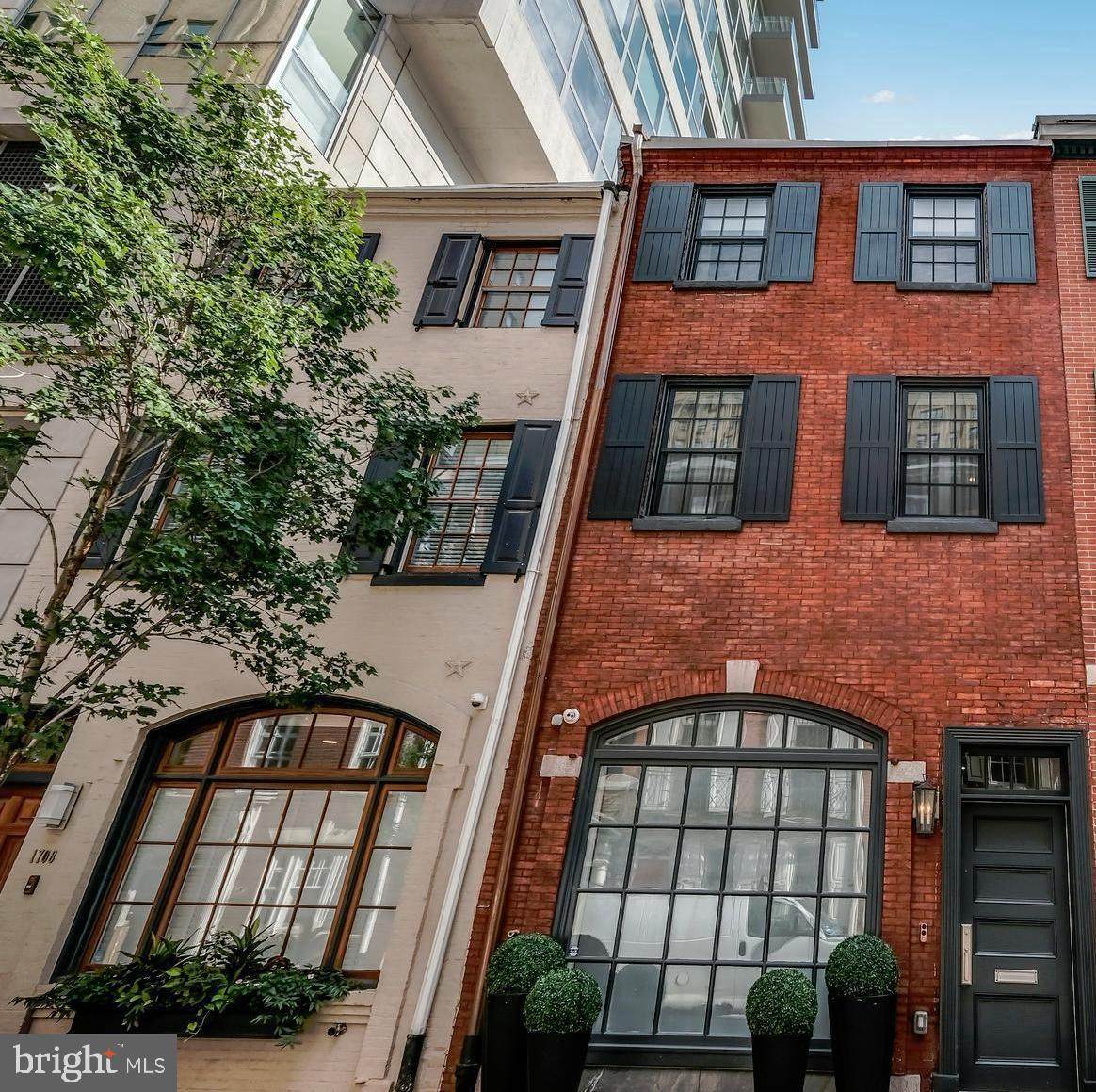 1710 Rittenhouse Square - Photo 1