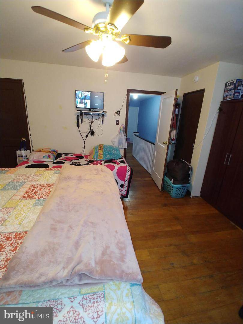 5161 Montour Street - Photo 1