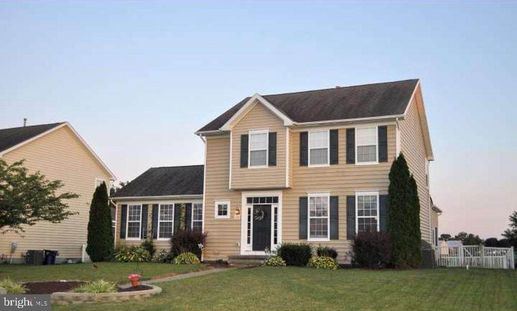 192 Rockwood Boulevard - Photo 1