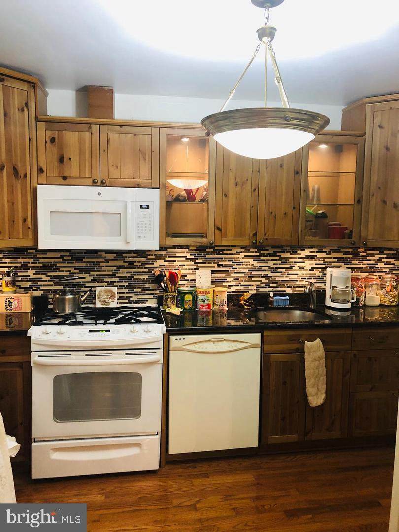 5400 Lighthouse Lane - Photo 1