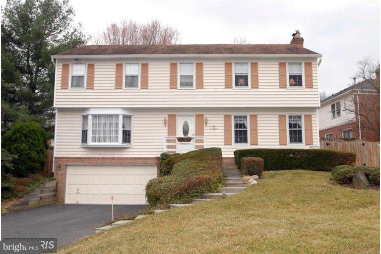 8012 Thornley Court - Photo 1