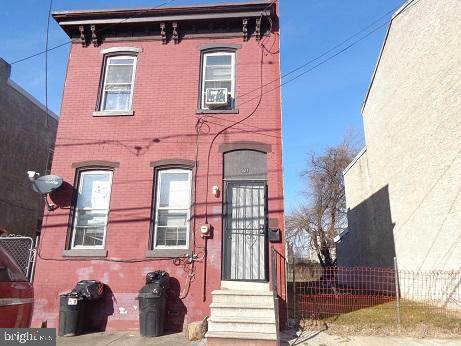 321 Walnut Street - Photo 1