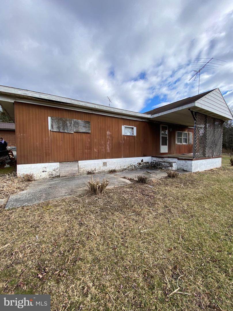 245 Bumble Bee Road - Photo 1