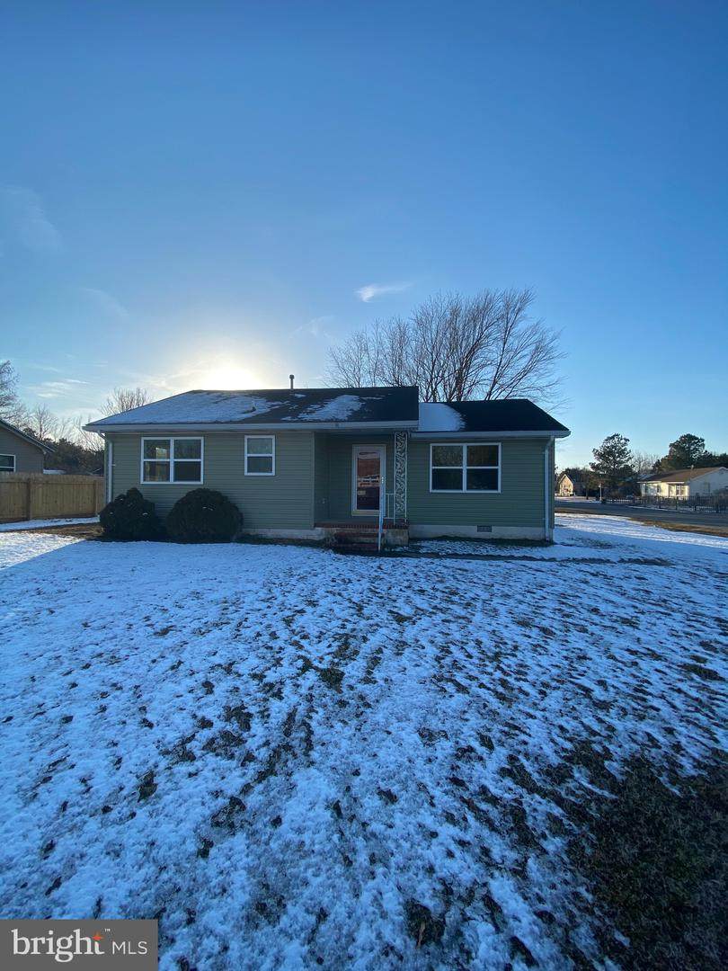 110 Winfield Drive - Photo 1