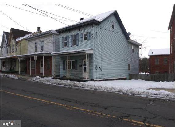 225 Dock Street - Photo 1