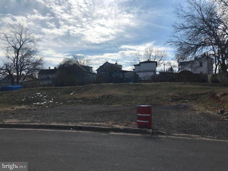 121 West Piedmont - Photo 1