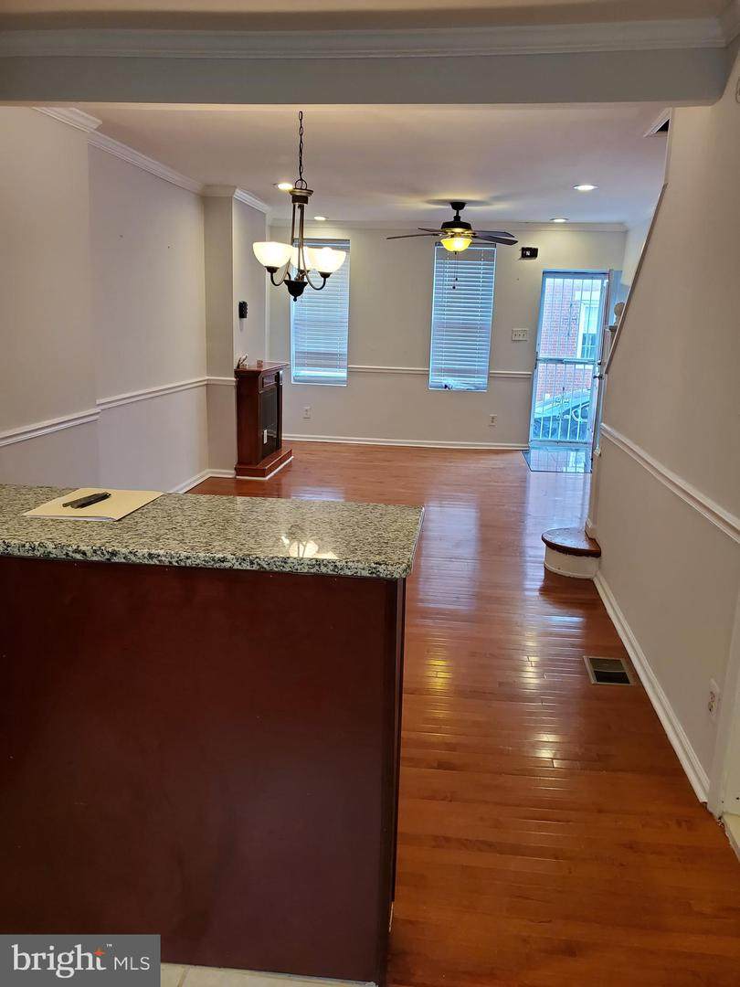 1554 Woodstock Street - Photo 1