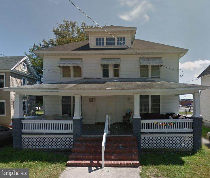 705 Smith Street - Photo 1