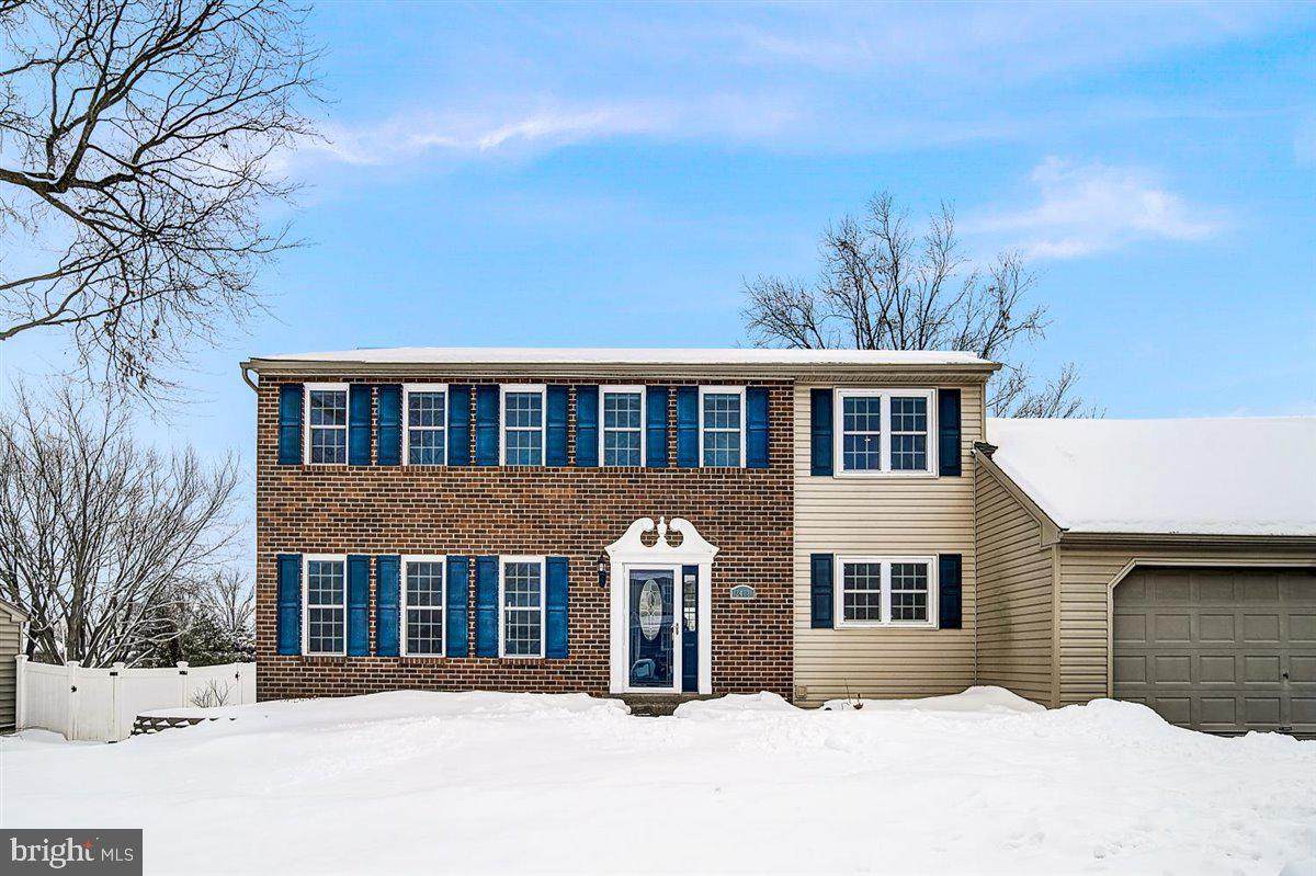 2418 Single Tree Lane - Photo 1