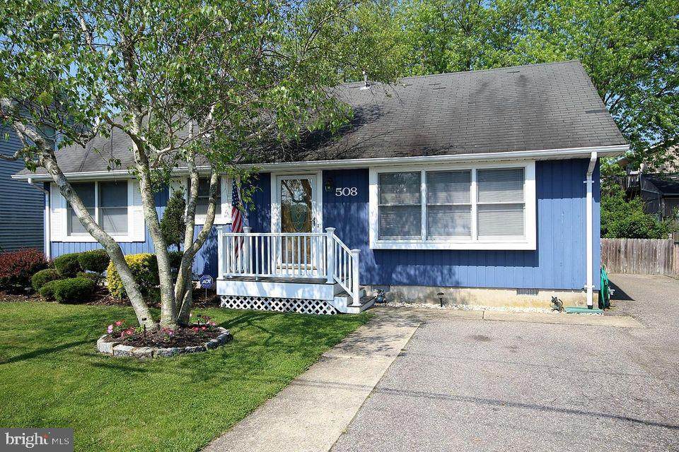 508 Asbury Avenue - Photo 1