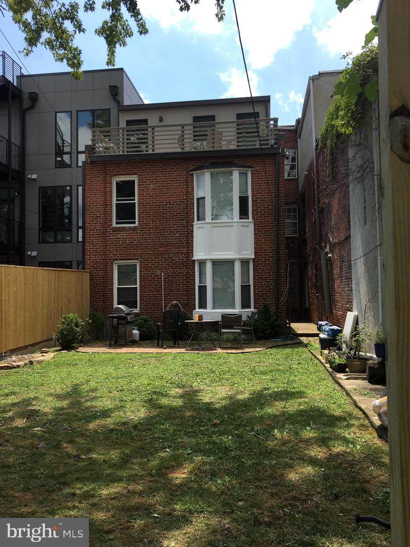 471 M Street - Photo 1