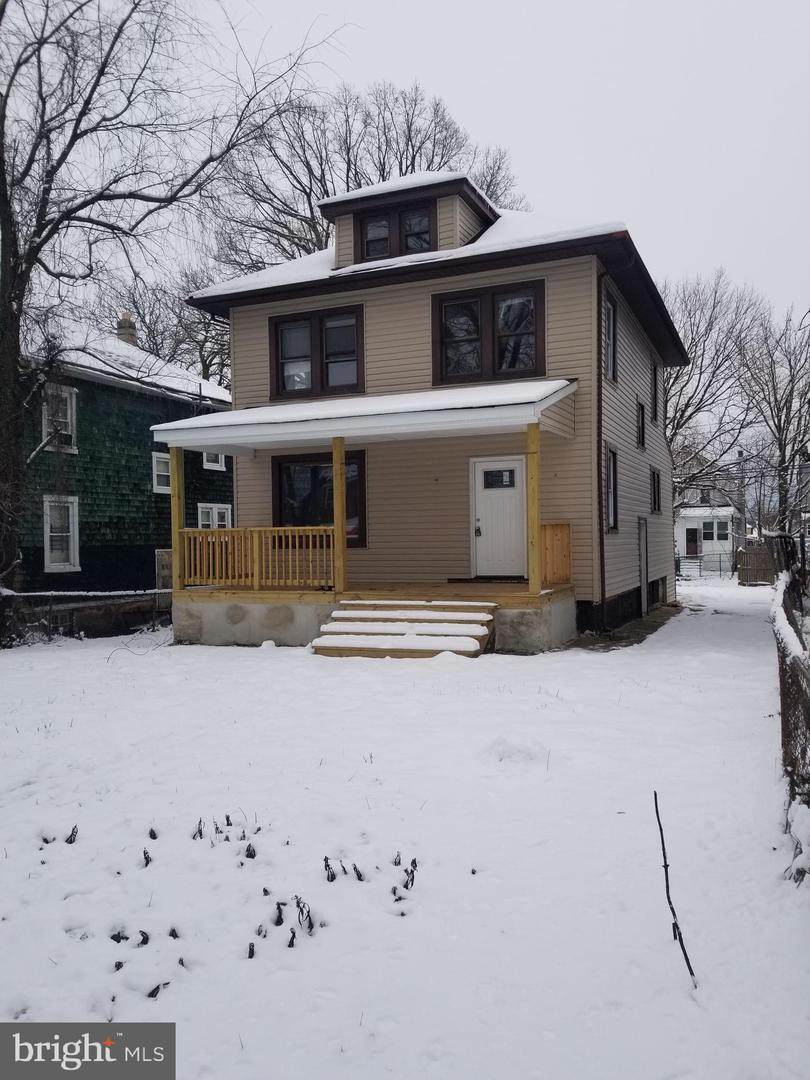 2817 Garrison Avenue - Photo 1