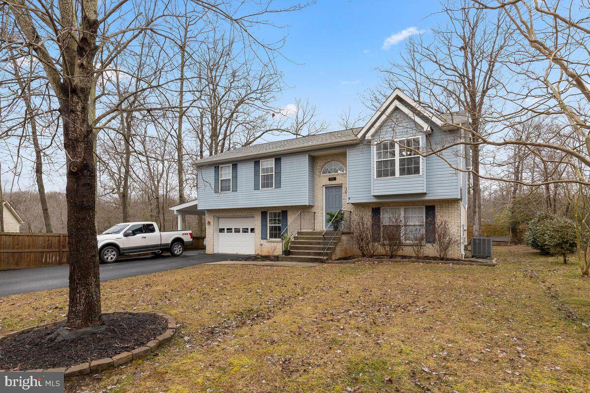 714 Hickok Trail - Photo 1
