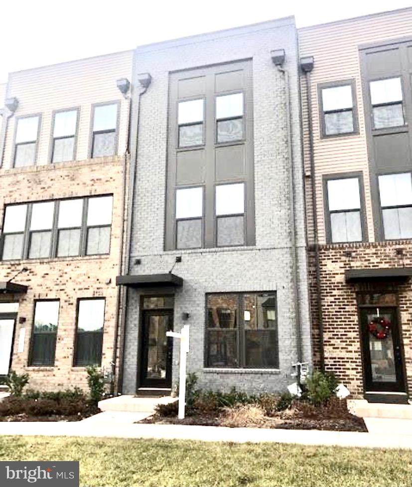 22370 Lucas Terrace - Photo 1
