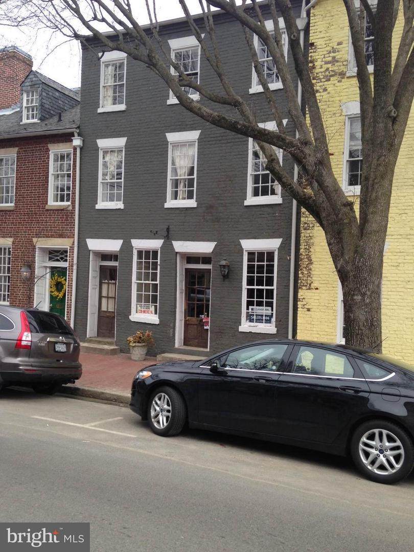 709 Caroline Street - Photo 1
