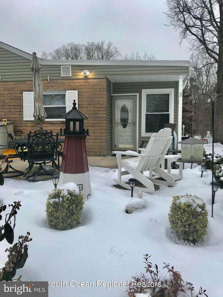 16 D Willow Street - Photo 1
