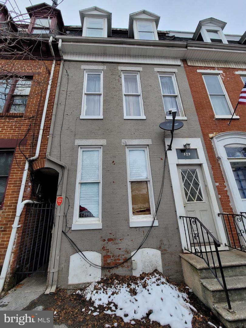 329 Philadelphia Street - Photo 1