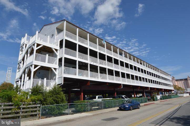 300 Robin Drive - Photo 1