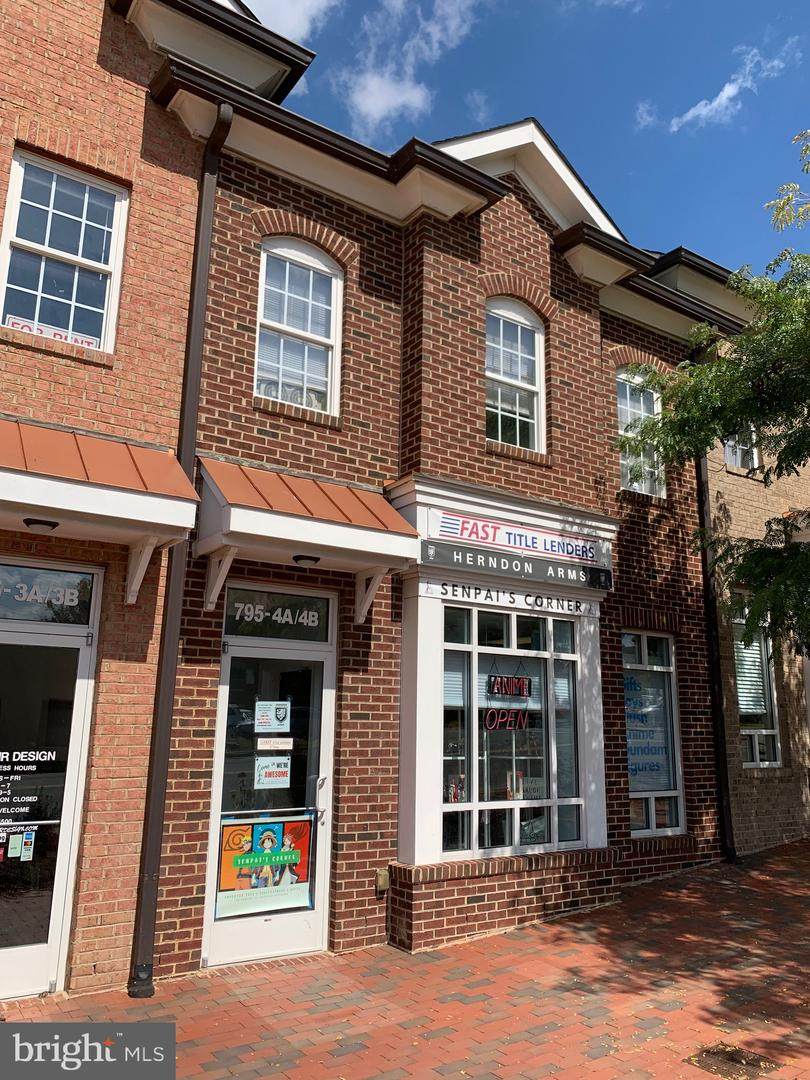 795 Center Street - Photo 1