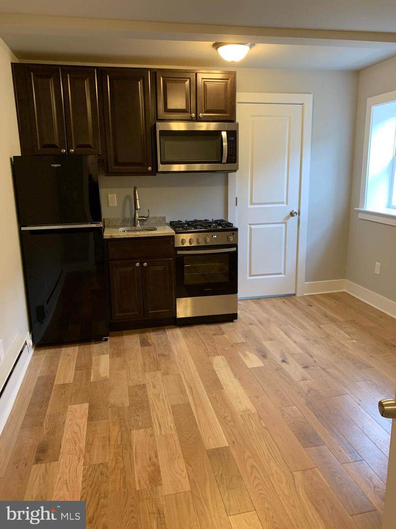 530 Conkling Street - Photo 1