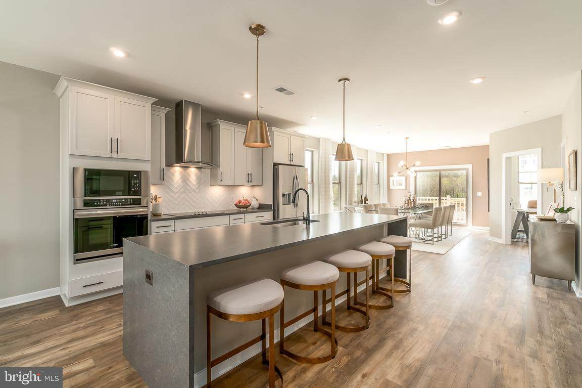 1020 Madeira Terrace - Photo 1