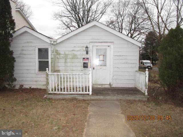 402 Shaver Drive - Photo 1