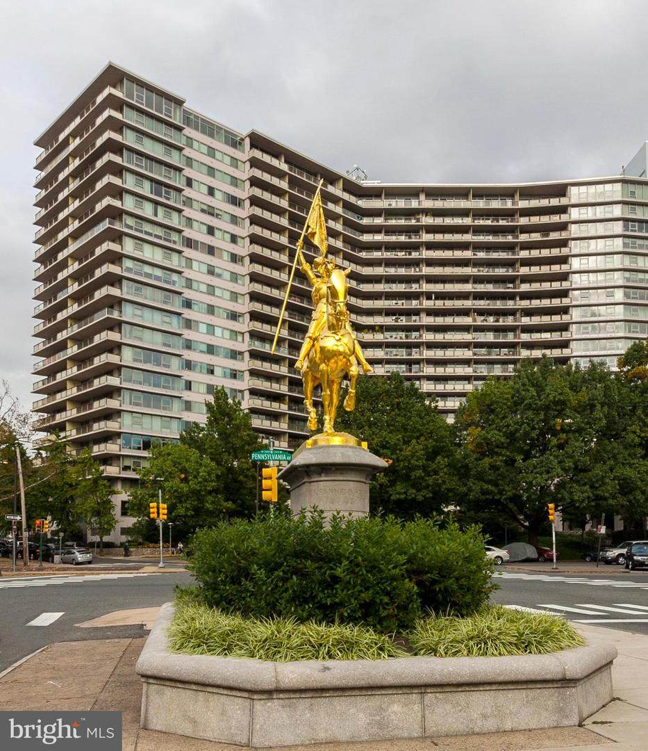 2401 Pennsylvania Avenue - Photo 1
