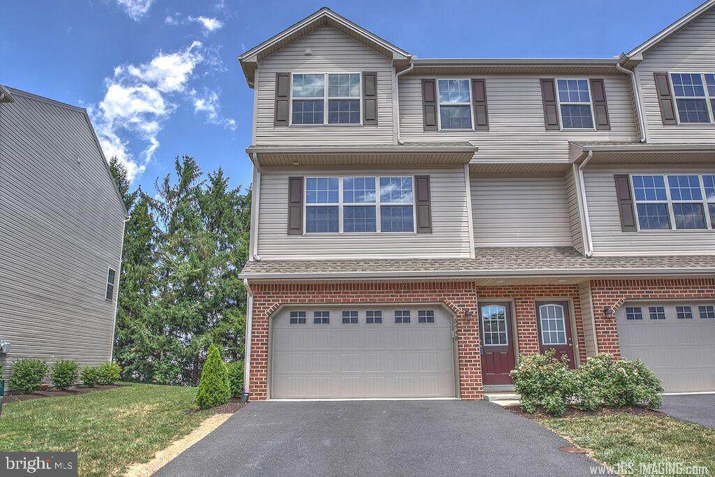 6448 Creekbend Drive - Photo 1