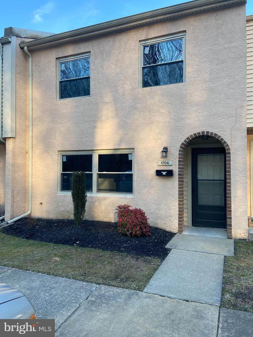 1704 Chelmsford Circle - Photo 1