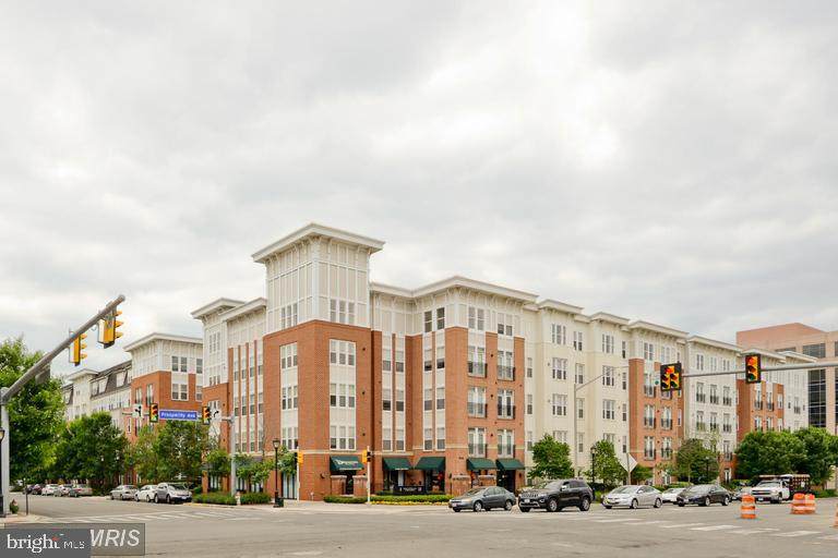 2665 Prosperity Avenue - Photo 1