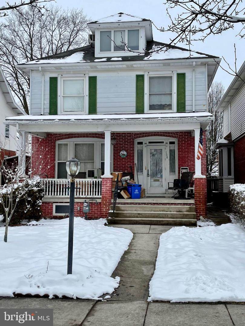 504 Franklin Street - Photo 1